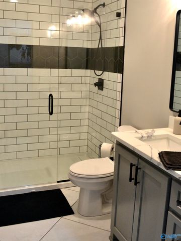 136 Eliza Lane, Guntersville, AL 35976