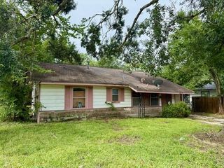 6038 Glenhurst Drive, Houston, TX 77033