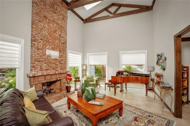 22232 Alizondo, Woodland Hills, CA 91364