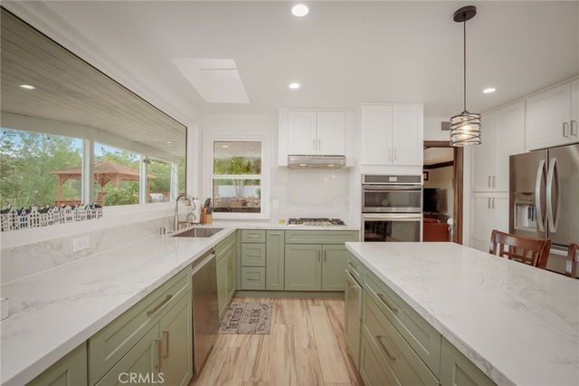 22232 Alizondo, Woodland Hills, CA 91364