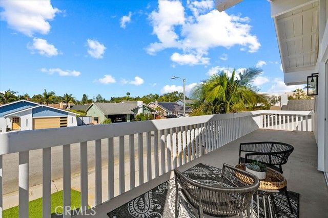 937 Carnation, Costa Mesa, CA 92626