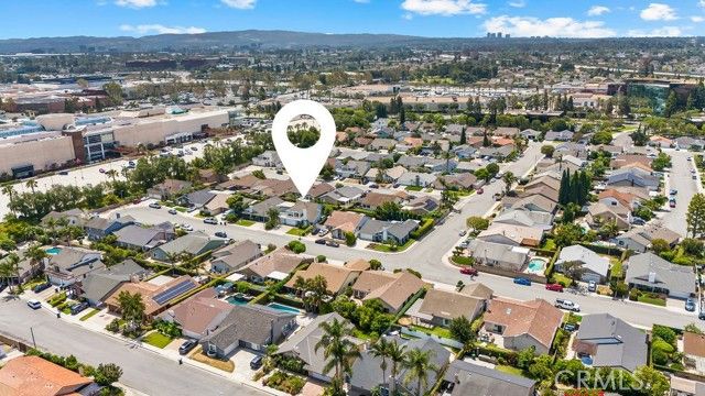 937 Carnation, Costa Mesa, CA 92626