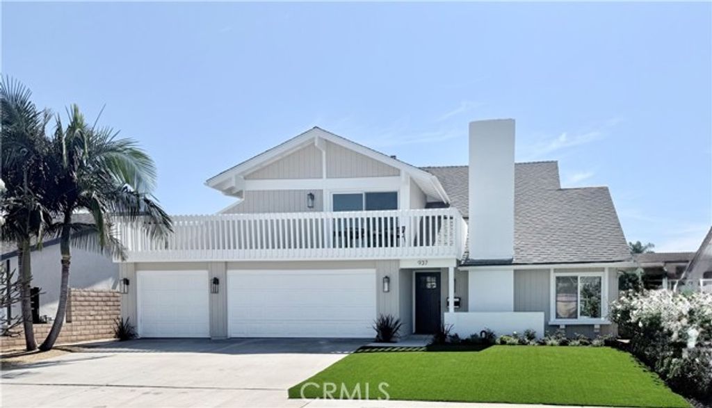 937 Carnation, Costa Mesa, CA 92626
