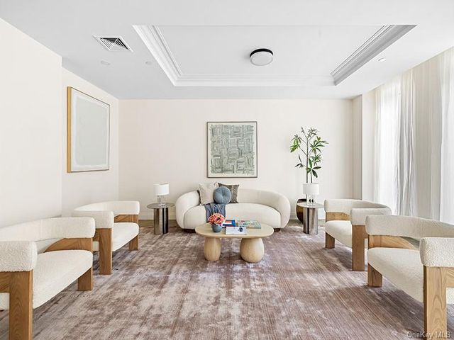 78-29 Austin Street TH4, Forest Hills, NY 11375