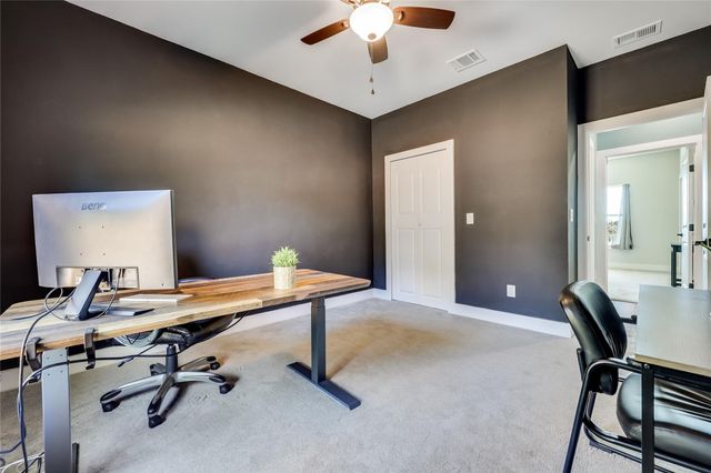 18322 Lake Oaks DR, Jonestown, TX 78645