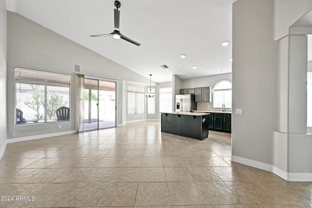 2463 N 138th Avenue, Goodyear, AZ 85395