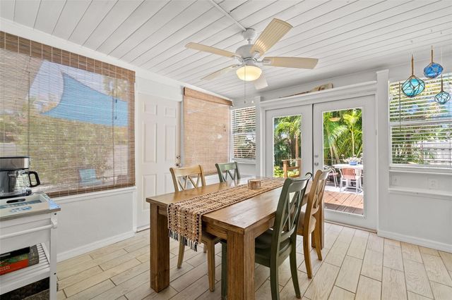 517 79TH AVENUE, St Pete Beach, FL 33706
