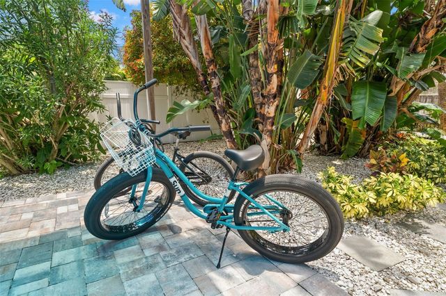 517 79TH AVENUE, St Pete Beach, FL 33706