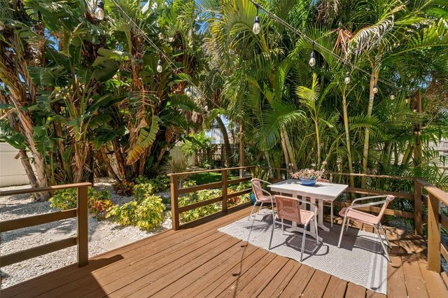 517 79TH AVENUE, St Pete Beach, FL 33706