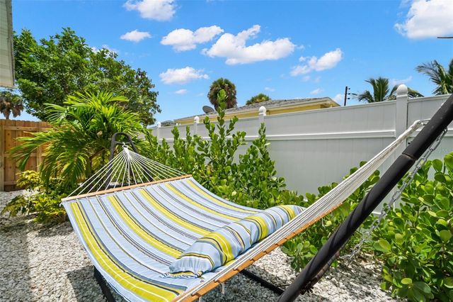 517 79TH AVENUE, St Pete Beach, FL 33706