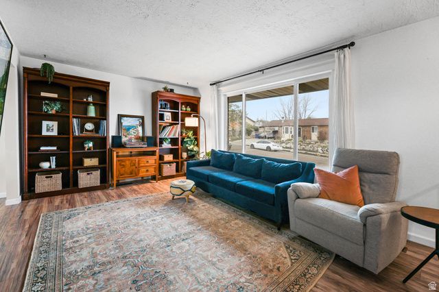 5387 W NORTHLILAC AVE, West Jordan, UT 84081