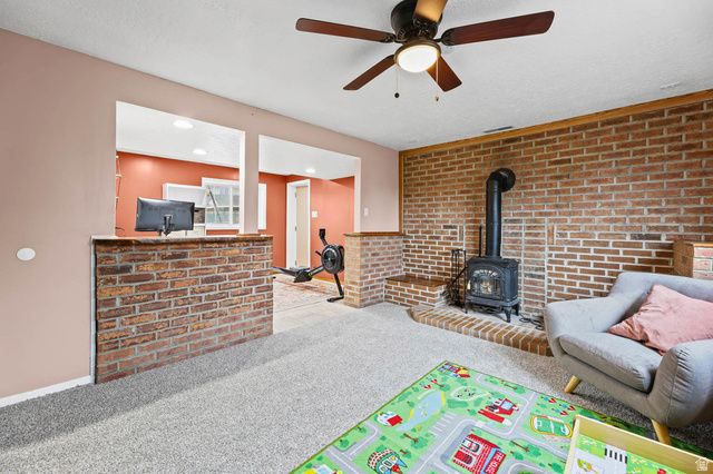 5387 W NORTHLILAC AVE, West Jordan, UT 84081