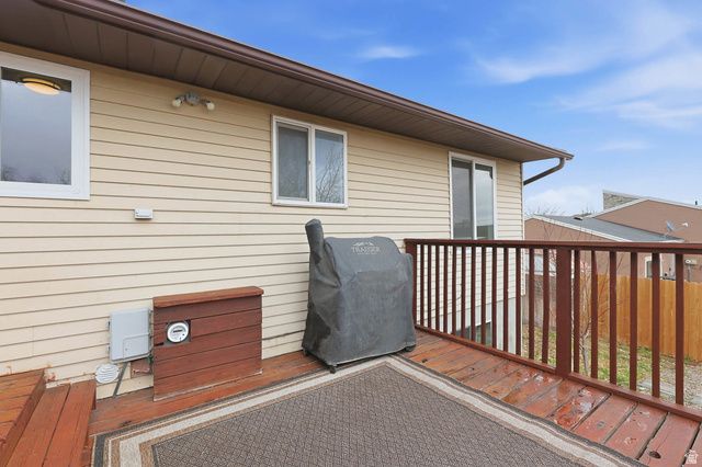 5387 W NORTHLILAC AVE, West Jordan, UT 84081