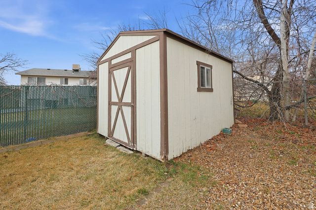 5387 W NORTHLILAC AVE, West Jordan, UT 84081