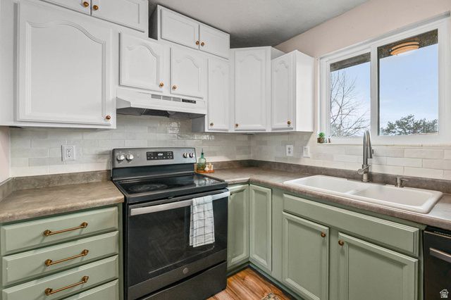 5387 W NORTHLILAC AVE, West Jordan, UT 84081