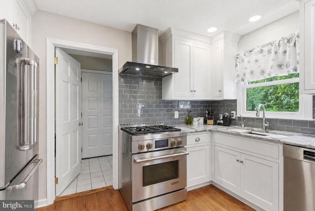 716 WILSON CIR, West Chester, PA 19382