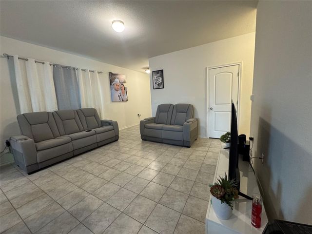 13017 Foreston DR, Austin, TX 78754