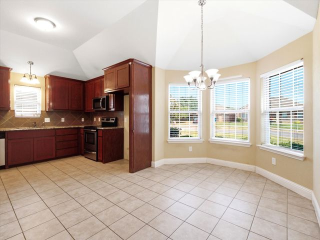 729 Countryside Drive, Aubrey, TX 76227