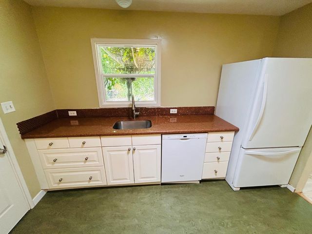 2261 Knight Way, Sacramento, CA 95822