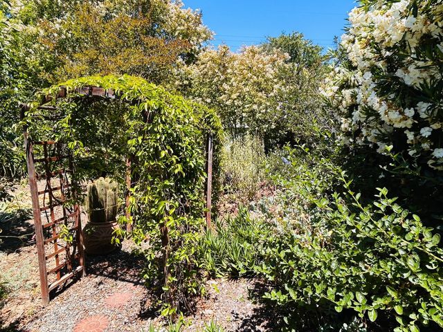 2261 Knight Way, Sacramento, CA 95822