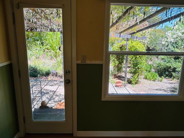 2261 Knight Way, Sacramento, CA 95822