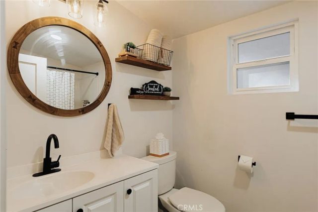 700 Community, Lake Arrowhead, CA 92352