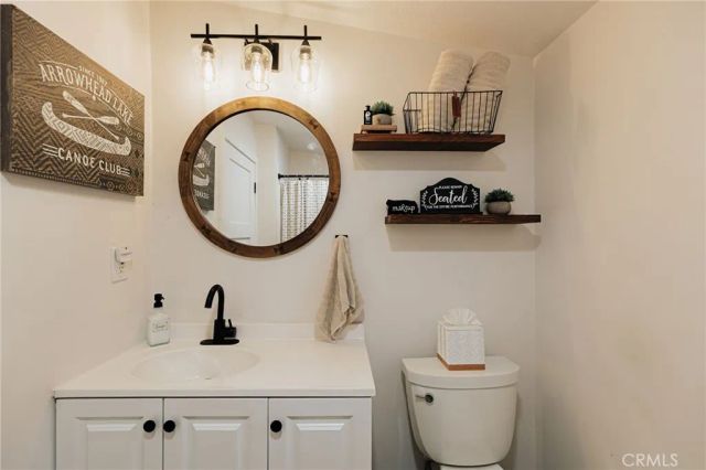 700 Community, Lake Arrowhead, CA 92352
