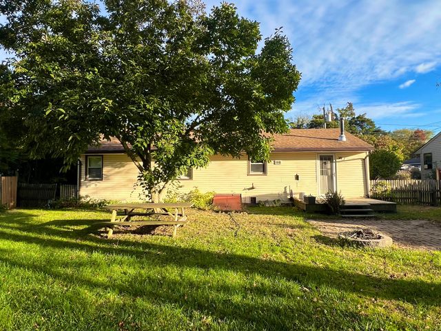 5 Sunrise Avenue, Old Saybrook, CT 06475