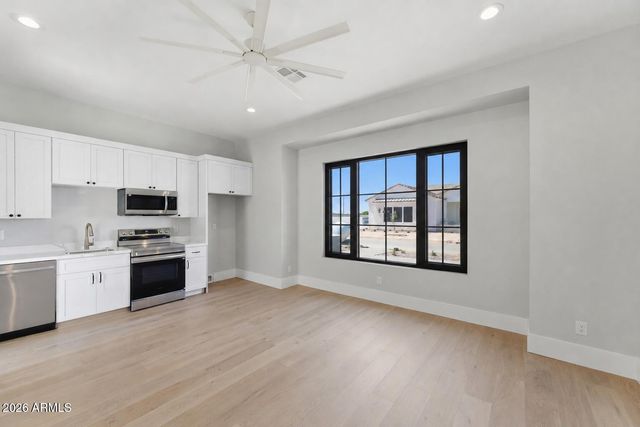 23047 S 177th Street, Gilbert, AZ 85298