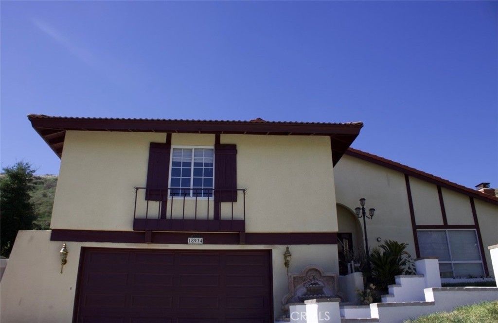18934 Tenderfoot Trail Road, Newhall, CA 91321 — photo 2