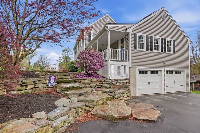 85 Millbury Road, Oxford, MA 01540