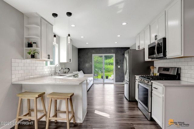 2430 S Southpark Road, Big Lake, AK 99652