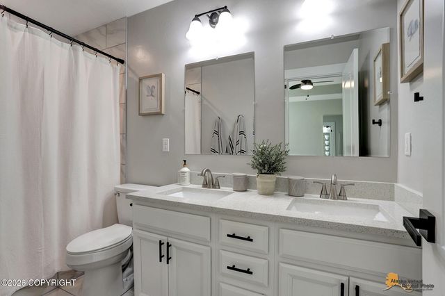 2430 S Southpark Road, Big Lake, AK 99652