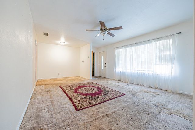 411 W 1st St, Stanton, TX 79782