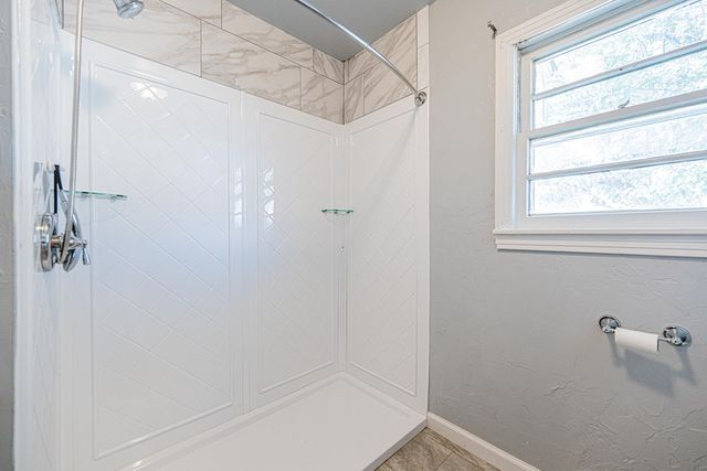 411 W 1st St, Stanton, TX 79782