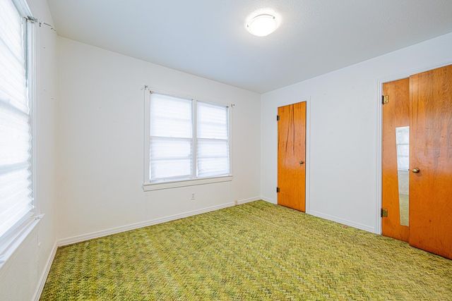 411 W 1st St, Stanton, TX 79782