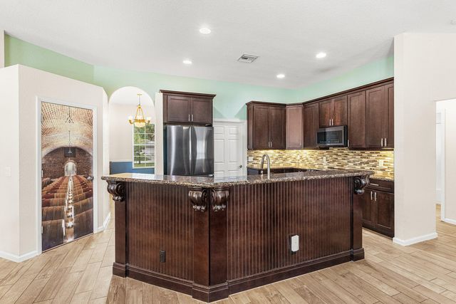 16304 68th Street N, Loxahatchee, FL 33470