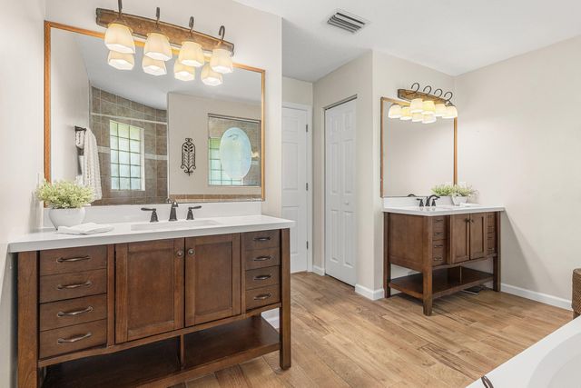 16304 68th Street N, Loxahatchee, FL 33470