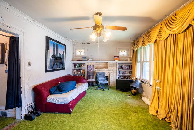 8014 S Perry Avenue, Chicago, IL 60620
