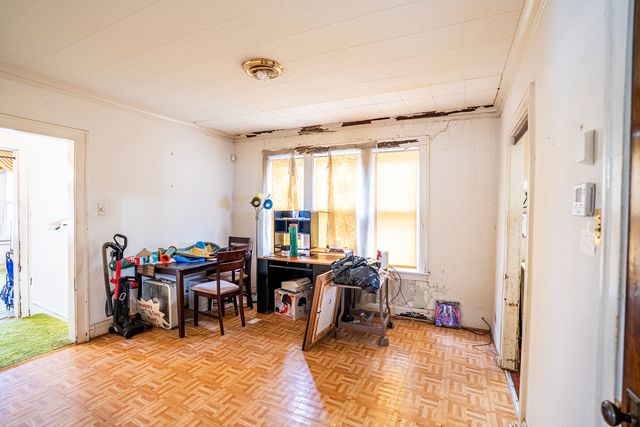 8014 S Perry Avenue, Chicago, IL 60620