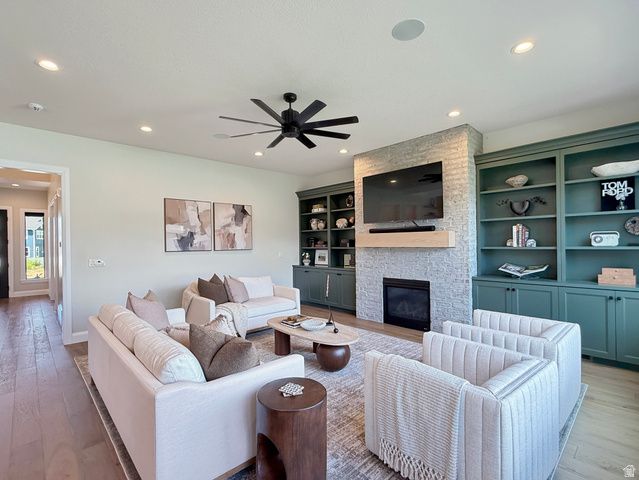 547 W PEAK VIEW LN, Farmington, UT 84025