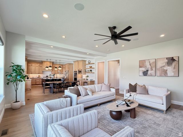547 W PEAK VIEW LN, Farmington, UT 84025