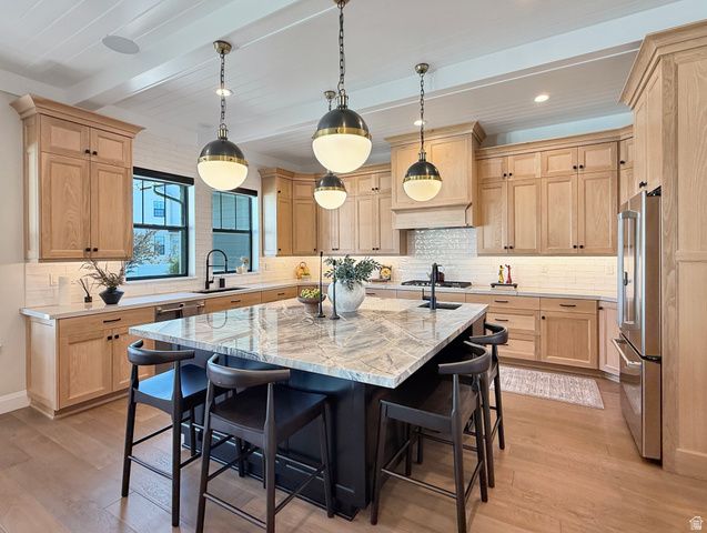 547 W PEAK VIEW LN, Farmington, UT 84025