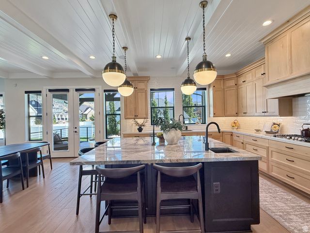 547 W PEAK VIEW LN, Farmington, UT 84025