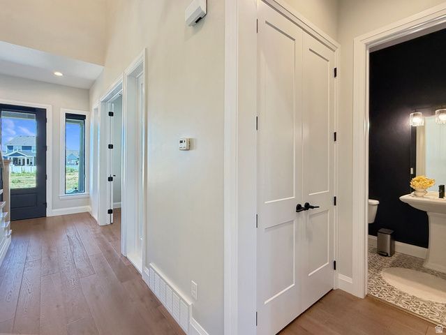 547 W PEAK VIEW LN, Farmington, UT 84025
