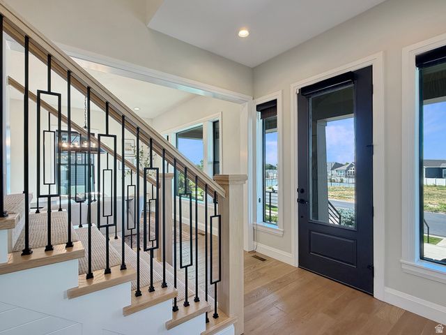 547 W PEAK VIEW LN, Farmington, UT 84025