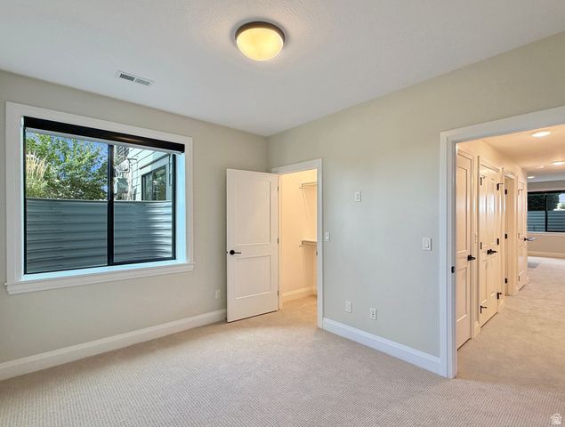 547 W PEAK VIEW LN, Farmington, UT 84025