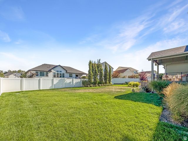 547 W PEAK VIEW LN, Farmington, UT 84025