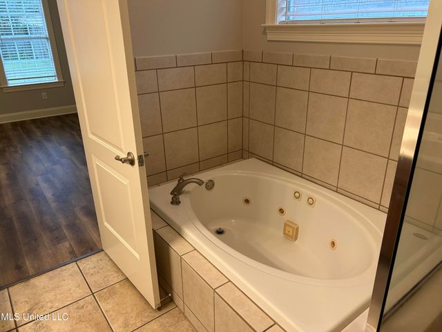 3069 Roseleigh Drive, Southaven, MS 38672