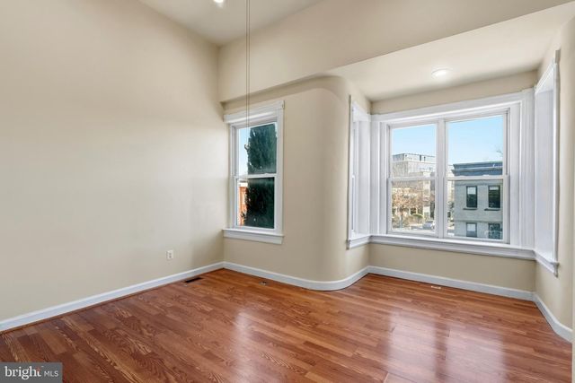 1018 11TH ST NE, Washington, DC 20002